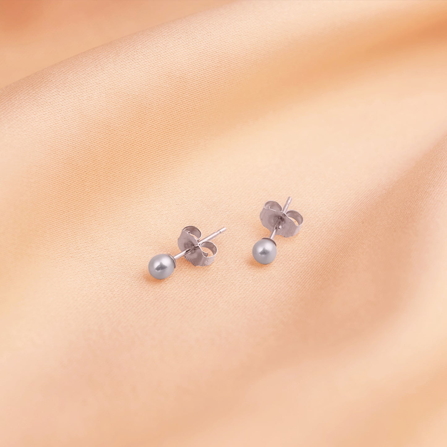 Pearl Studs