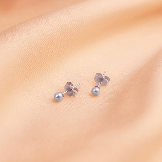 Pearl Studs